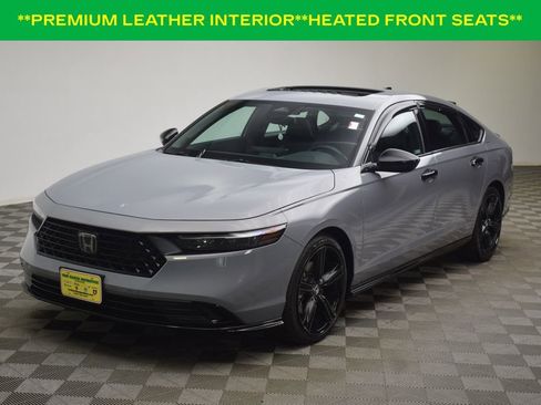 Used 2023 Honda Accord Sport image 3