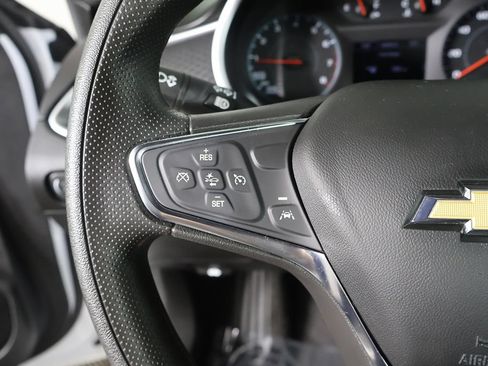 Used 2023 Chevrolet Malibu LT FWD image 36