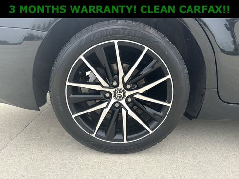 Used 2021 Toyota Camry SE image 31