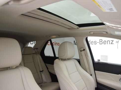 Used 2021 Mercedes-Benz GLE 350 4MATIC image 18