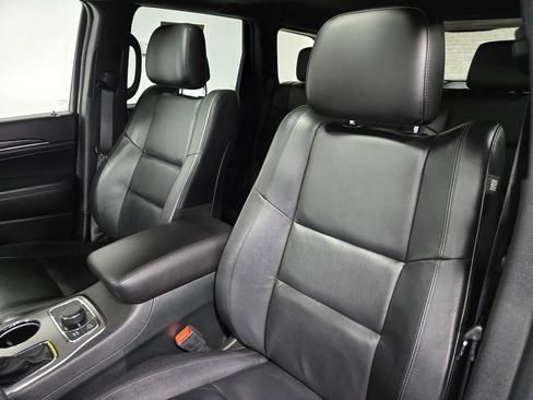 Used 2022 Jeep Grand Cherokee Limited AWD/4WD image 11