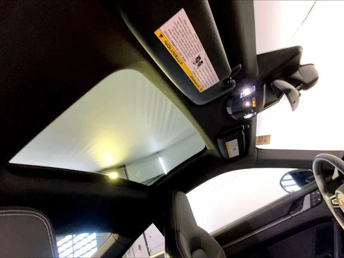 Used 2024 Porsche 911 Carrera S image 20