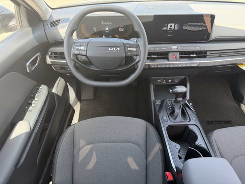 New 2026 Kia K4 FWD image 15