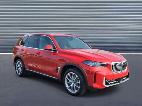 New 2026 BMW X5 sDrive40i RWD image 2