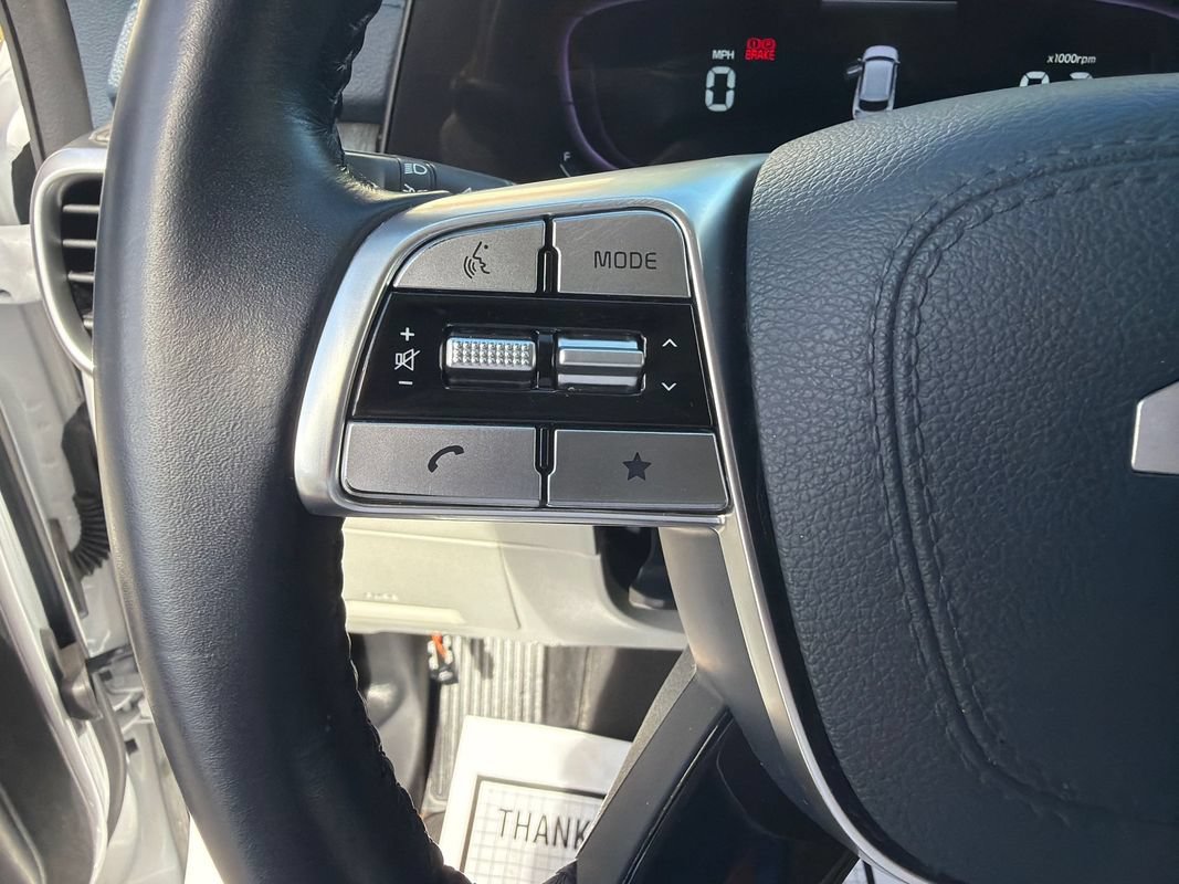 Used 2023 Kia Telluride EX w/ EX Captain's Chair Package FWD image 16
