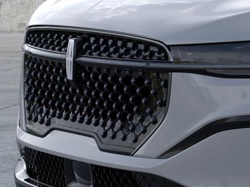 New 2026 Lincoln Nautilus Reserve AWD/4WD image 15