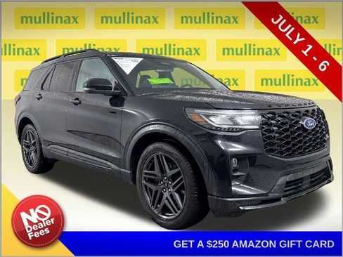 Certified 2025 Ford Explorer ST AWD/4WD image 1