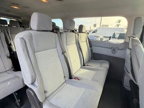 Used 2015 Ford Transit 350 XLT image 9