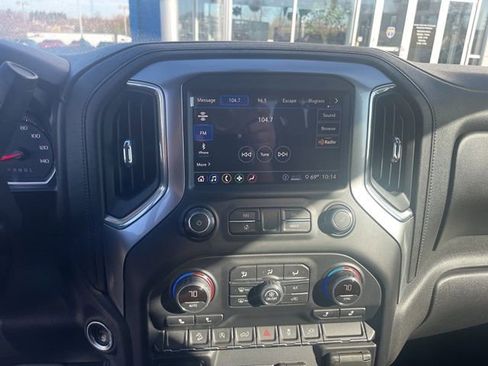 Used 2020 Chevrolet Silverado 1500 LT w/ All-Star Edition image 16