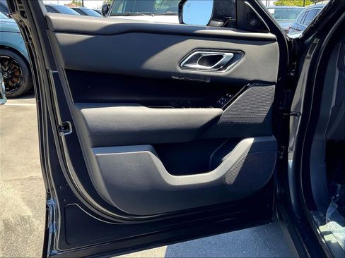 New 2026 Land Rover Range Rover Velar Dynamic SE image 21