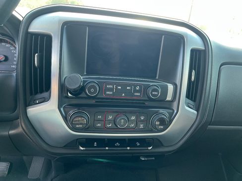 Used 2015 GMC Sierra 1500 SLE w/ SLE Value Package image 9