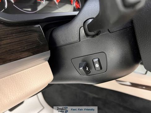 Used 2011 BMW 750i image 23