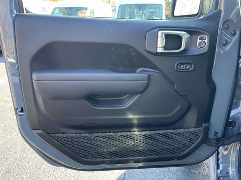 New 2026 Jeep Wrangler Unlimited Sport AWD/4WD image 27