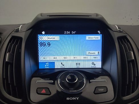 Used 2017 Ford Escape Titanium image 25