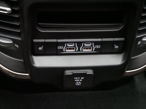 Used 2021 RAM 1500 Limited AWD/4WD image 15