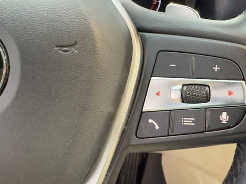 Used 2019 BMW 330i Sedan w/ Premium Package RWD image 28