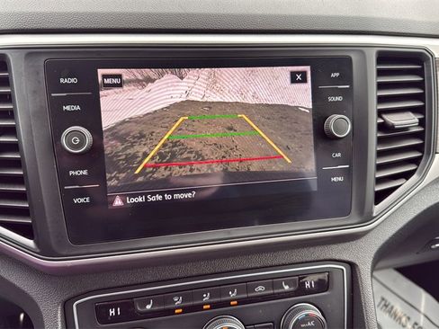 Used 2020 Volkswagen Atlas SE w/ Towing Package image 29