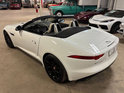 Used 2014 Jaguar F-TYPE Convertible RWD image 34