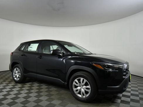 New 2026 Toyota Corolla Cross L image 9