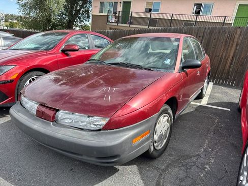 Used 1997 Saturn S-Series SL image 7