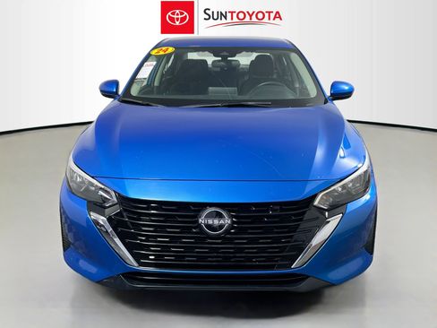Used 2024 Nissan Sentra SV FWD image 10