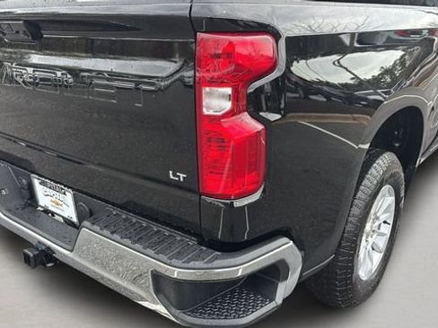 Used 2025 Chevrolet Silverado 1500 LT image 36