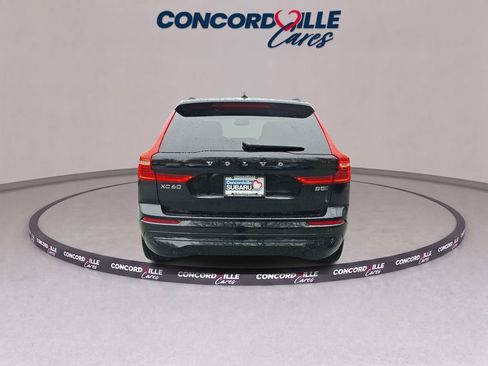Used 2023 Volvo XC60 B5 Core w/ Climate Package AWD/4WD image 5