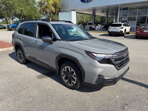 Used 2026 Subaru Forester Premium AWD/4WD image 13