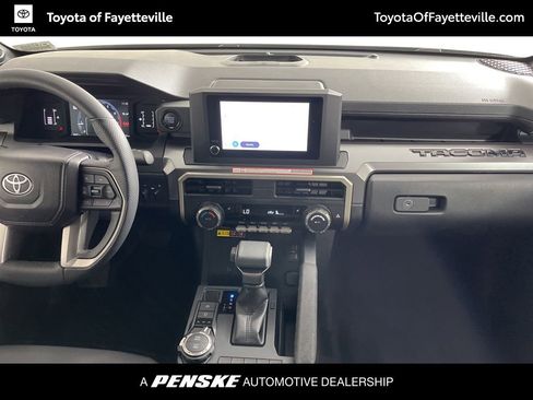 Used 2025 Toyota Tacoma SR5 AWD/4WD image 16