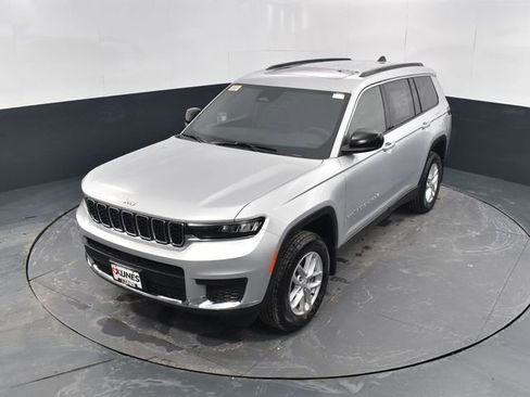 New 2026 Jeep Grand Cherokee L 4WD image 38