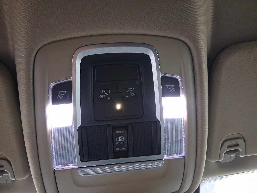 Used 2021 RAM 1500 Laramie AWD/4WD image 26