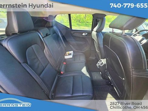 Used 2024 Volvo XC40 B5 Plus w/ Climate Package AWD/4WD image 30