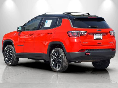 Used 2020 Jeep Compass Trailhawk AWD/4WD image 6