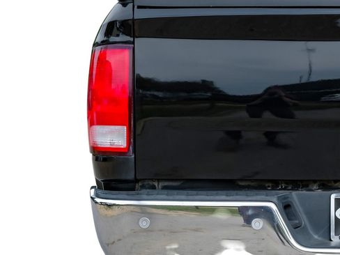 Used 2017 RAM 2500 Tradesman w/ Chrome Appearance Group image 51