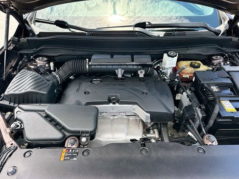 Used 2020 Buick Envision Essence w/ Experience Buick Package FWD image 30
