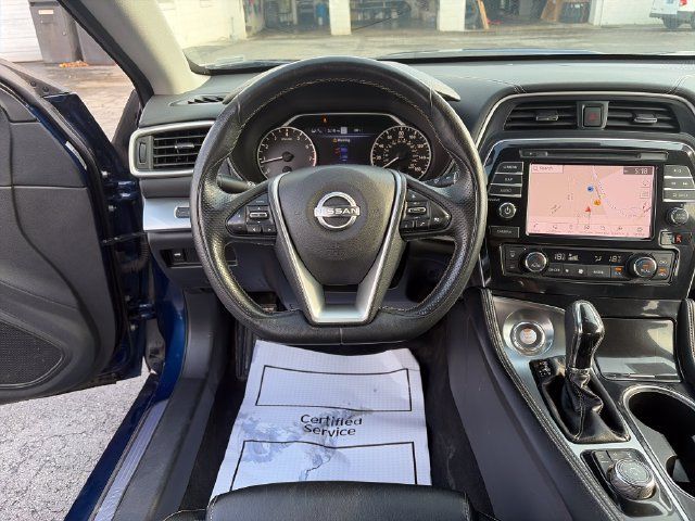 Used 2023 Nissan Maxima SL FWD image 21