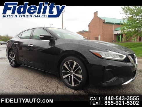 Used 2023 Nissan Maxima SL FWD image 1