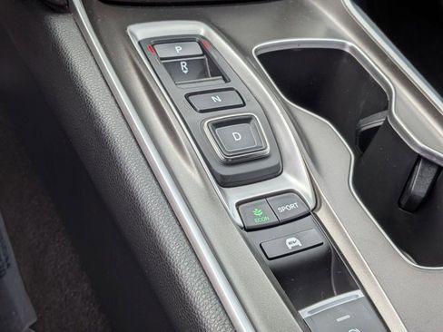 Used 2022 Honda Accord Sport image 13