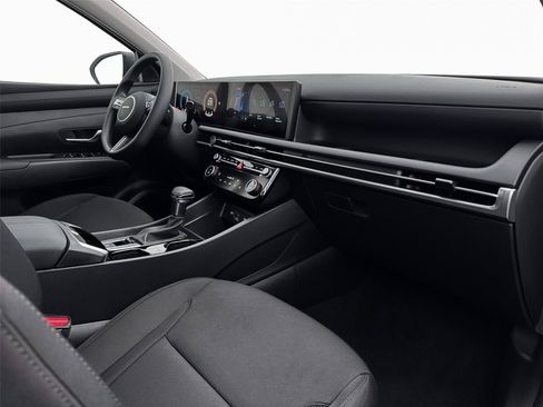 New 2026 Hyundai Tucson SEL FWD image 34