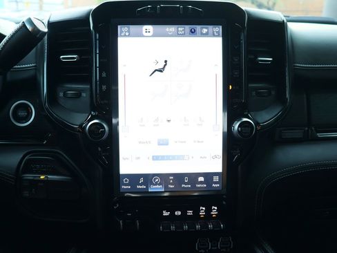 Used 2024 RAM 2500 Limited image 67