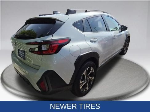 Used 2025 Subaru Crosstrek 2.5i Premium AWD/4WD image 8
