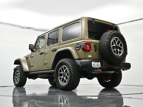 New 2026 Jeep Wrangler Unlimited Rubicon w/ Steel Bumper Group AWD/4WD image 25