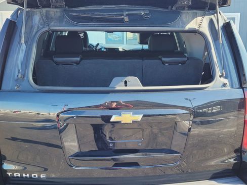 Used 2018 Chevrolet Tahoe LT image 31