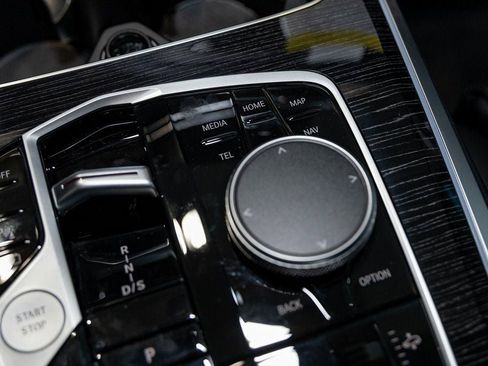 New 2026 BMW X5 xDrive50e w/ M Sport Package image 24