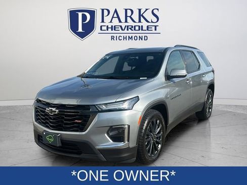 Certified 2023 Chevrolet Traverse RS image 3