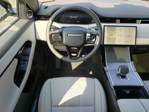 New 2026 Land Rover Range Rover Evoque S AWD/4WD image 15