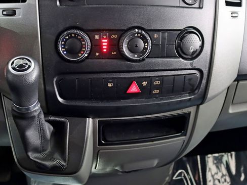 Used 2017 Mercedes-Benz Sprinter 3500 image 16