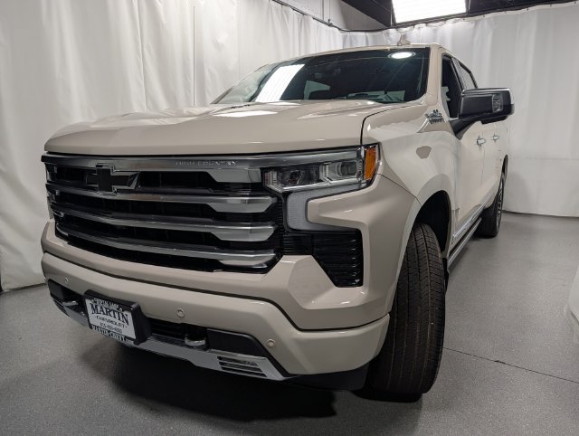 New 2026 Chevrolet Silverado 1500 High Country AWD/4WD image 8