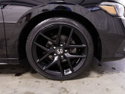 Used 2024 Honda Civic Sport image 12