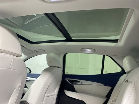 Used 2024 Buick Envision Avenir image 14